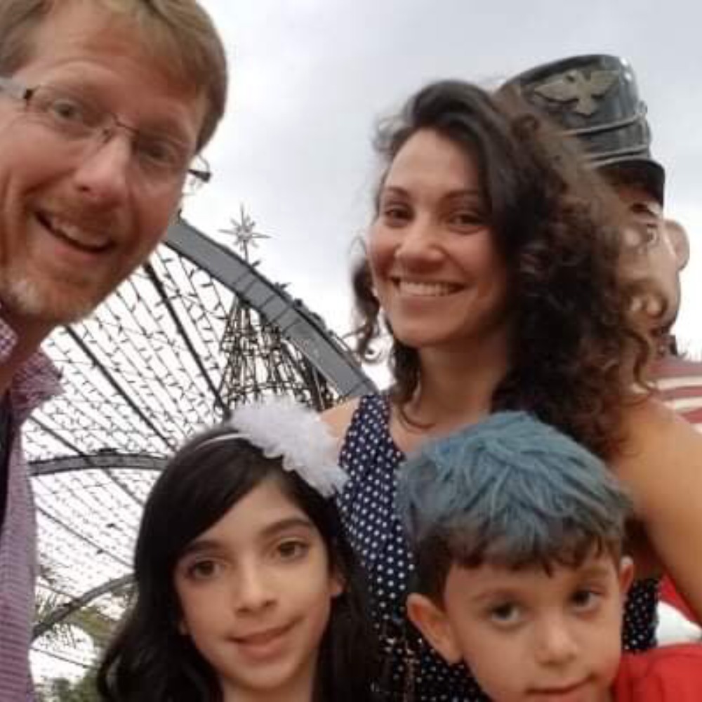 Meet your Posher, Kiriak